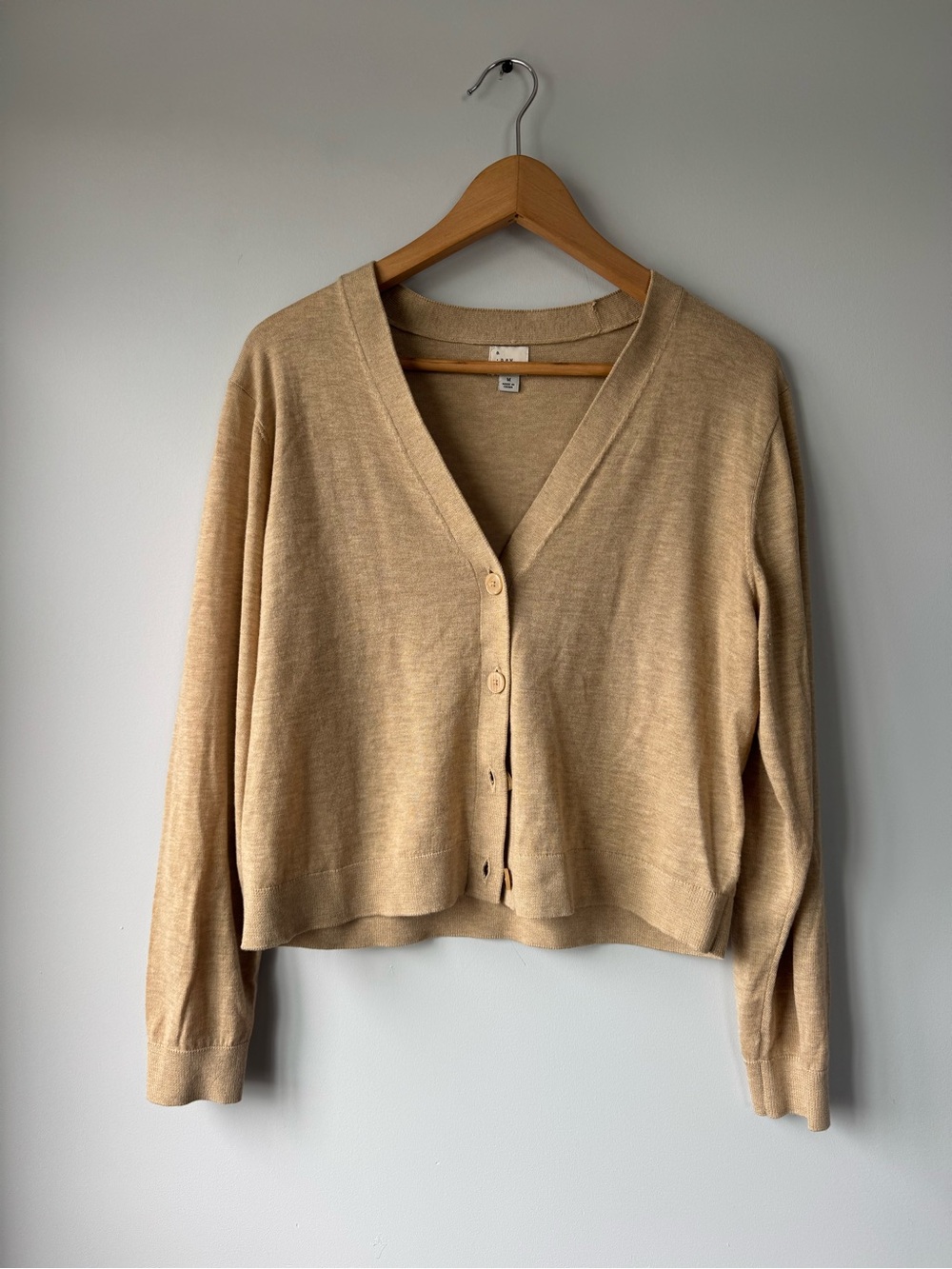 (M) a new day V-Neck Cropped Cardigan Sweater in Beige